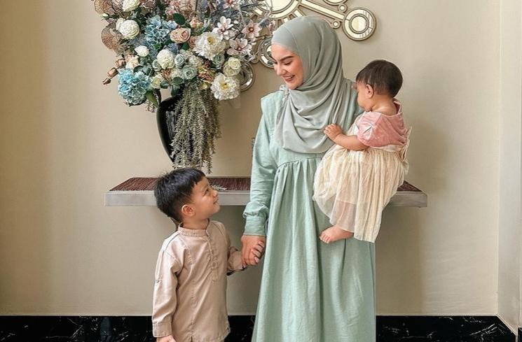 Potret Irish Bella Rayakan Lebaran (instagram/@_irishbella_)