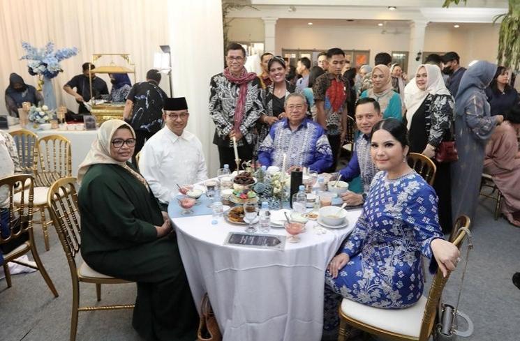 Potret Lebaran Keluarga SBY (Instagram/agusyudhoyono)