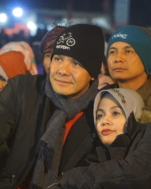 Potret Harmonis Ganjar Pranowo Bareng Anak dan Istri (Instagram/atikoh.s)