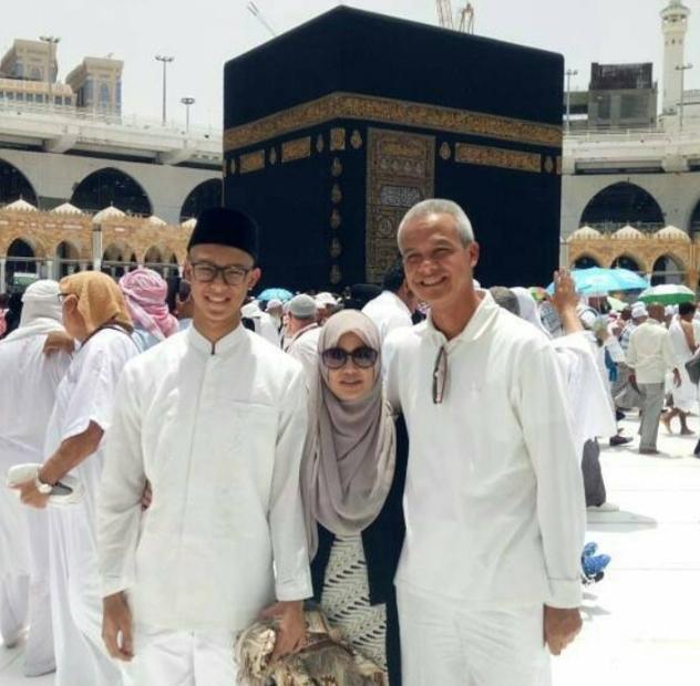 Potret Harmonis Ganjar Pranowo Bareng Anak dan Istri (Instagram/alamganjar)