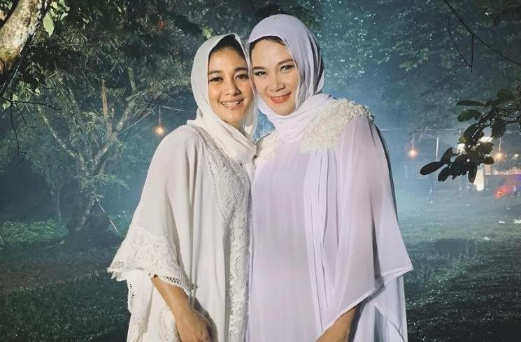 Artis Non Muslim Berhijab (instagram/@bu_deedee)