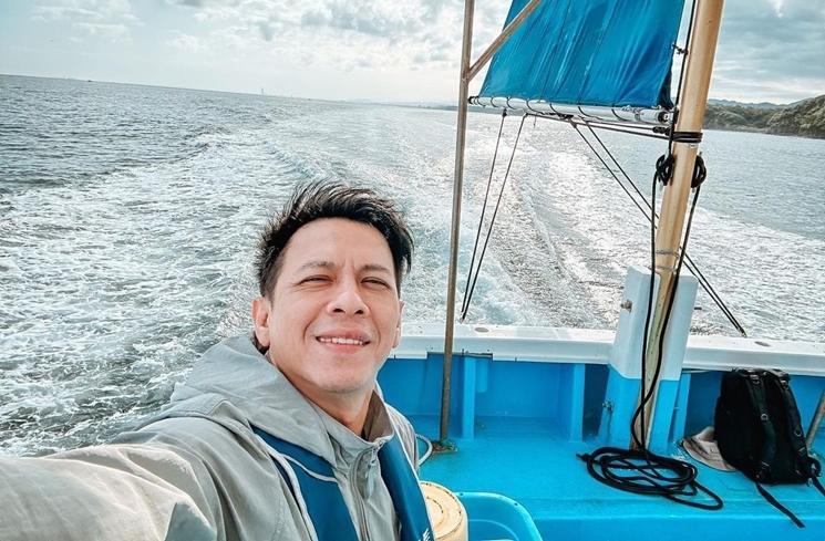 Potret Ariel NOAH Mancing di Laut Jepang (instagram/@arielnoah)
