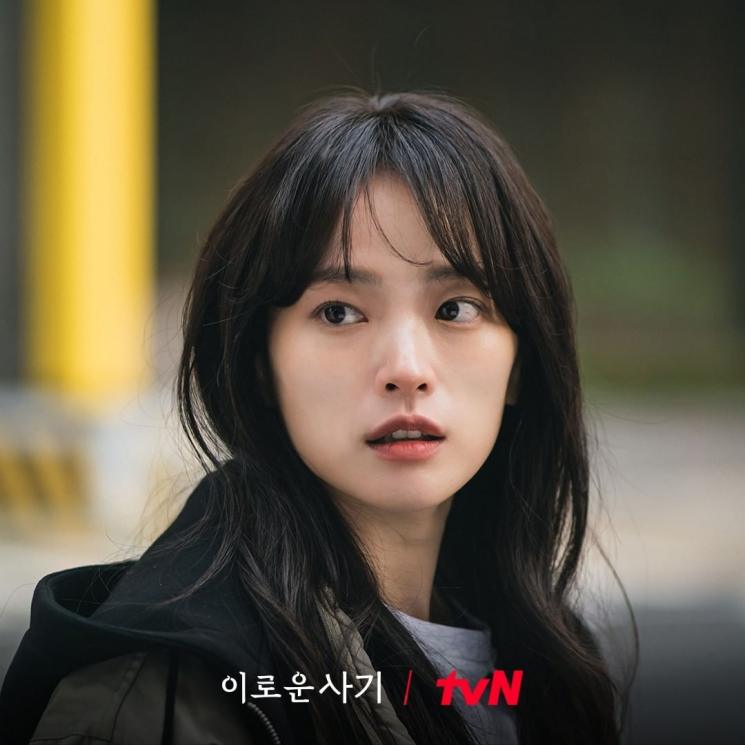 Pesona Chun Woo Hee di Delightfully Deceitful (Instagram/@tvn_drama)