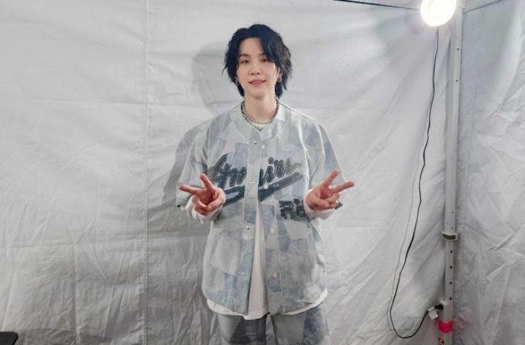 Suga BTS tur di LA (Koreaboo)