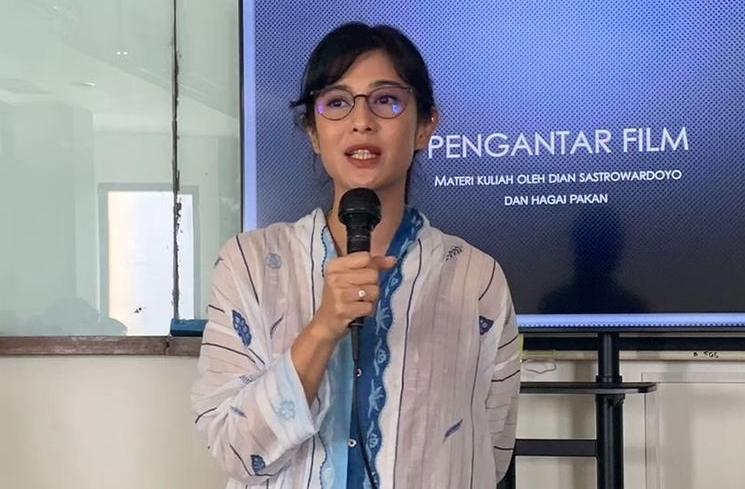 Artis Jadi Dosen (Instagram/@therealdisastr)