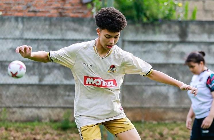Profil Keanu Massaid (Instagram/@keanu_massaid)
