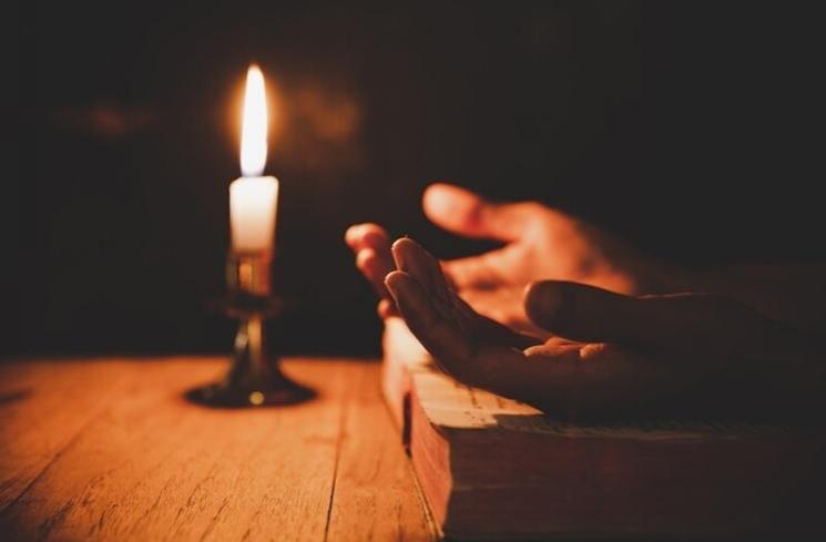 Doa saat Kesulitan Keuangan (Freepik)