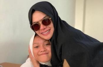 Lolly Pilih Antonio Dedola, Nikita Mirzani Nangis Kenang Momen Lahir Anaknya: Kok Anak Gue Gitu ya?