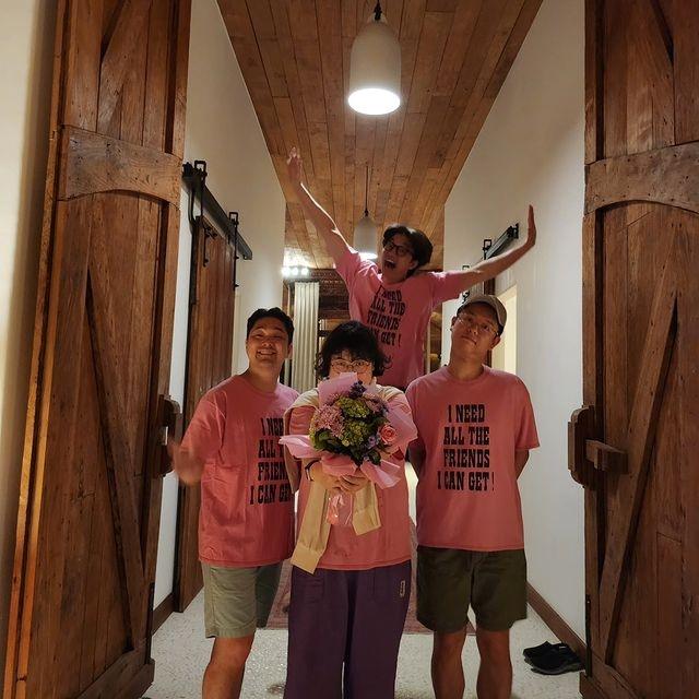 Potret Gong Yoo Liburan di Bali(Instagram/@gongyoo.official) 