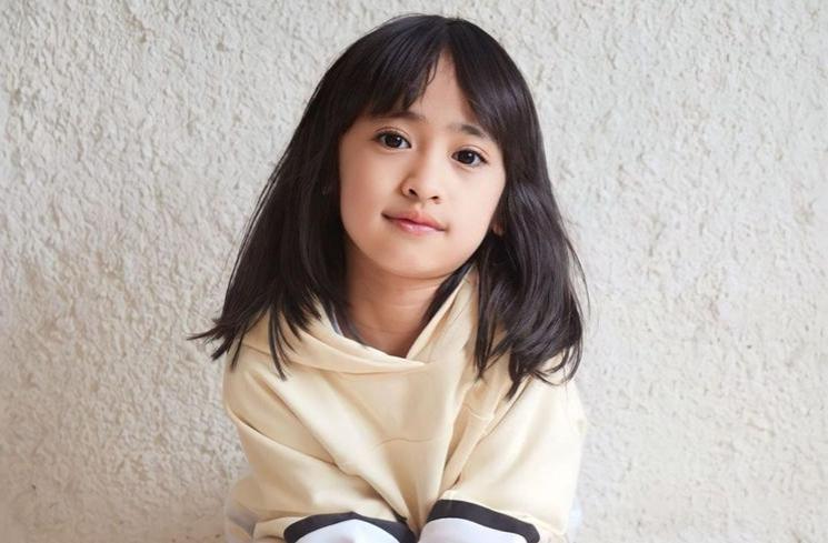 Style Khadeejah Putri Kedua Oki Setiana Dewi (Instagram/khadeejah_faatimah_abdullah)