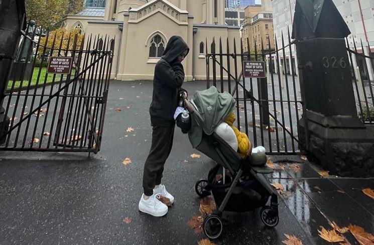 Potret Putri Anne liburan di luar negeri (Instagram/@anneofficial1990)