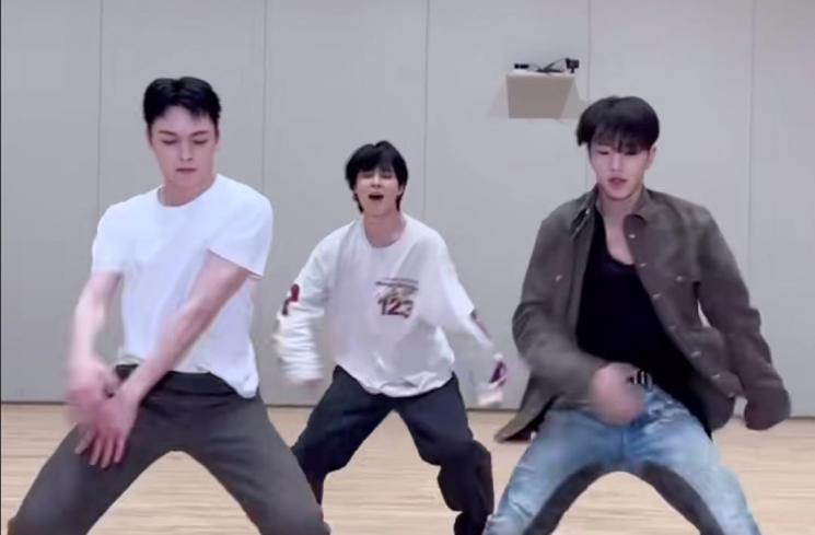 Jimin BTS joget bareng Hoshi dan Vernon SEVENTEEN (TikTok/@seventeen17_official)