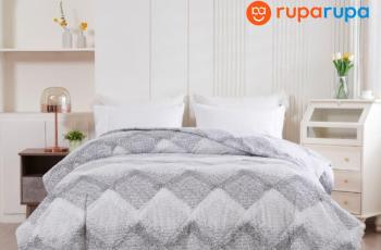 Ini Dia 3 Perbedaan Bed Cover dan Bed Sheet yang Sering Bikin Bingung