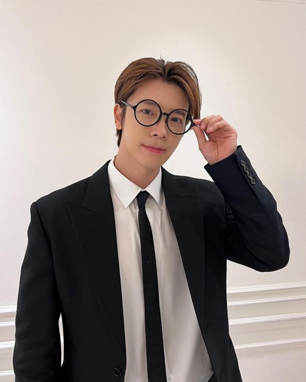 Potret Donghae Super Junior di Oh! Youngsim (Instagram/@leedonghae)