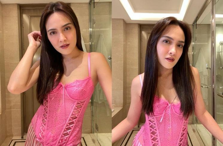 Adu Gaya Artis Pakai Lingerie (Instagram/@shandyaulia)