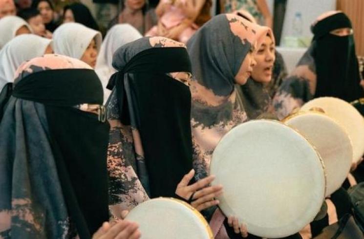 Potret Pengajian Ultah Irish Bella Tanpa Ammar Zoni. (Instagram/_irishbella_)