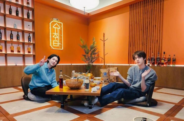 Suga dan Jin BTS di Suchwita (Instagram/@bighit.music)