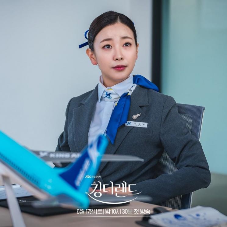 Adu Pesona Go Won Hee dan Kim Ga Eun di King the Land (Instagram/@jtbcdrama)