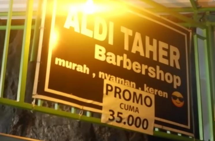 Rumah Aldi Taher (YouTube/Melaney Ricardo)