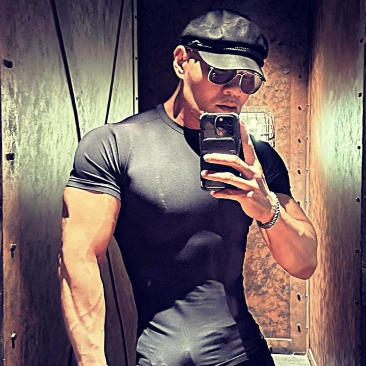 YouTuber Indonesia dengan Penghasilan Tertinggi. (Instagram/mastercorbuzier)