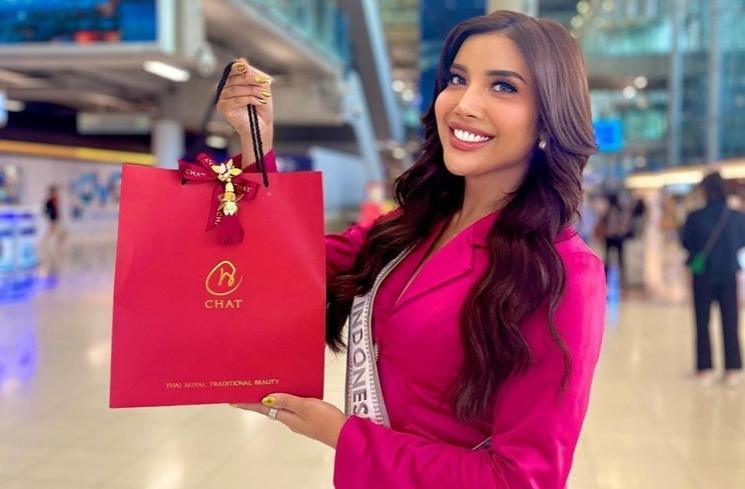 Potret Millen Cyrus Berangkat ke Ajang Miss International Queen (instagram/millencyrus)