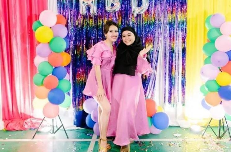 Potret pesta ultah Syifa adik Ayu Ting Ting (Instagram/ayutingting92)