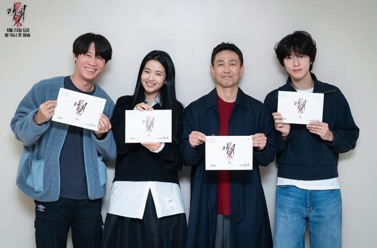 Potret Hong Kyung di Revenant (Instagram/@sbsdrama.official)