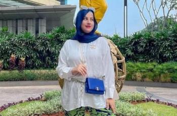 10 Inspirasi Outfit ala Tasyi Athasyia dari Look Catchy sampai Nyentrik