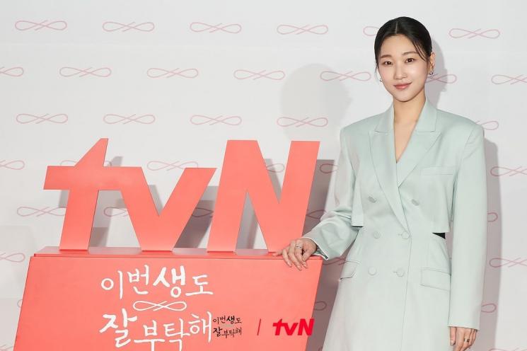 Pesona Ha Yun Kyung di See You in My 19th Life (Instagram/@tvn_drama)