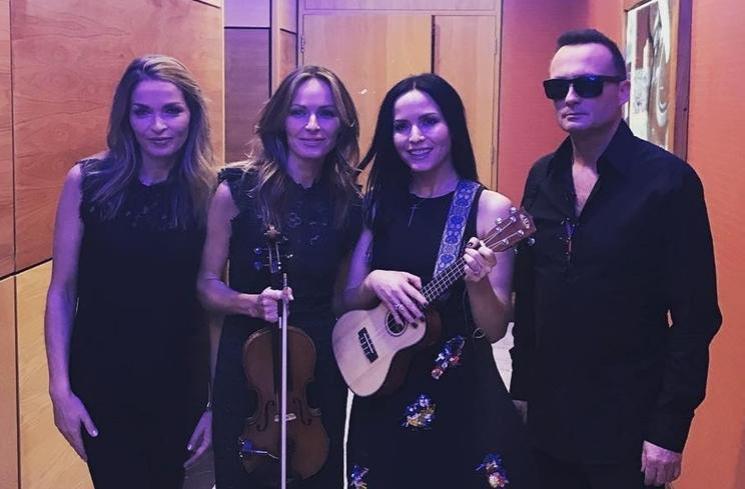 Profil The Corrs (instagram/@thecorrsofficial)