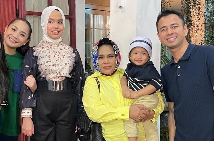 Potret Kebersamaan Putri Ariani dan Pedangdut (Instagram/@arianinismaputri)