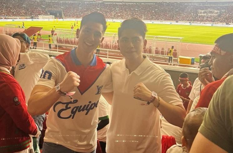 Artis Nonton Langsung Indonesia vs Argentina (Instagram/@athallanaufal7)