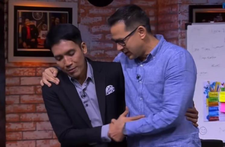 Desta dan Ari Wibowo (YouTube/TonightShowNet)