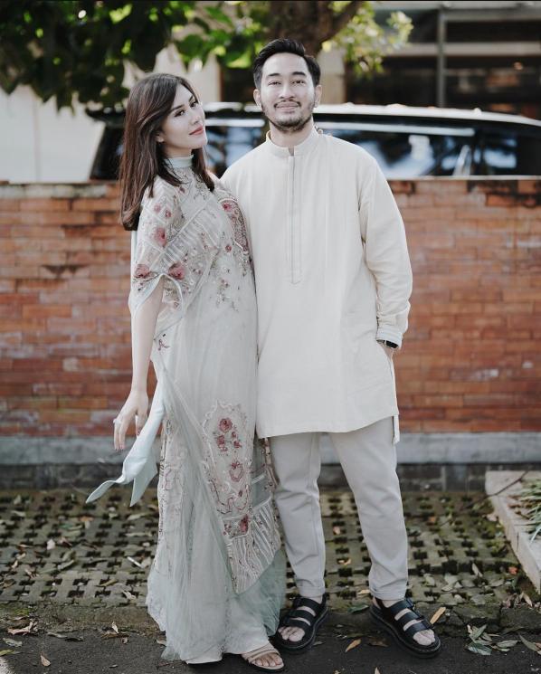 Potret Mesra Syahnaz Sadiqah dan Jeje Govinda(Instagram/@syahnazs)