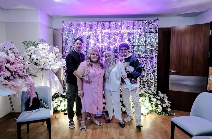 Potret Aurel Hermansyah Jenguk Shindy Samuel (instagram/@aurelie.hermansyah)