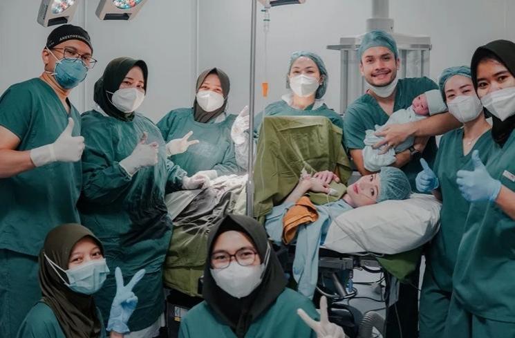 Perjalanan Kehamilan Istri Randy Pangalila (instagram/@randpunk)