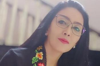 7 Artis Perankan Orang Bodoh Padahal Aslinya Pintar, Ada yang Anggota DPR!
