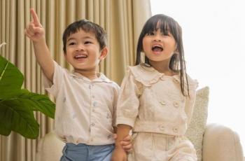 10 Potret Terbaru Zayn dan Zunaira Anak Kembar Syahnaz Sadiqah