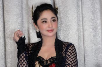 Dewi Perssik Nangis Kejer Dibentak Pak RT Gara-Gara Sapi: Mungkin Itu Karma
