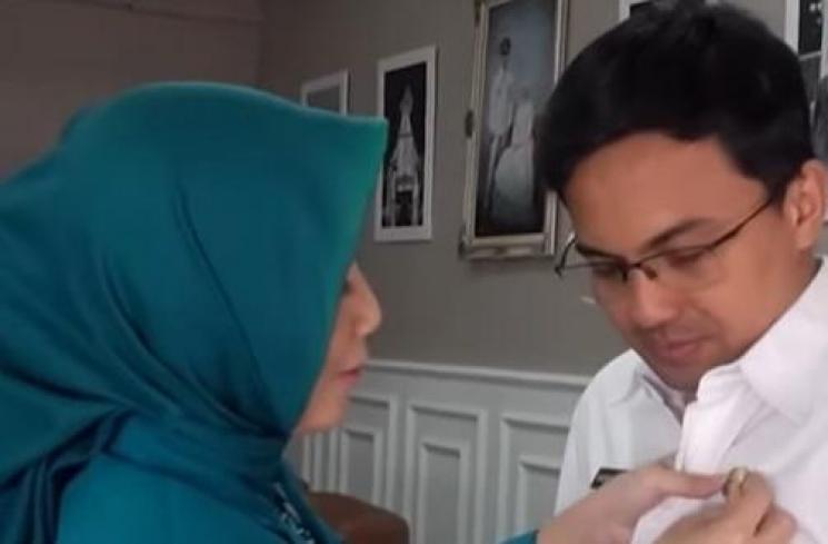 Potret Dine Mutiara sebagai ibu pejabat. (Instagram/@dine.pearl)