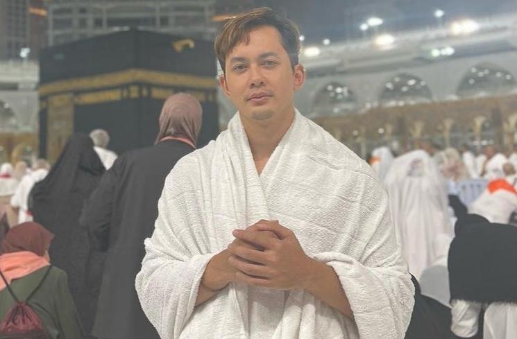 Artis Naik Haji 2023 (instagram/@kikifarrel_)