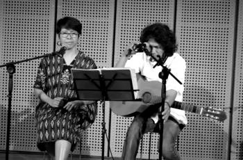 Lirik Lagu Hujan Bulan Juni - Ari Reda