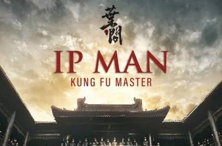 Sinopsis Ip Man: Kungfu Master (IMDb)