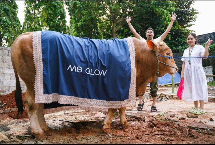Seleb Menyembelih Sapi di Idul Adha 2023(Instagram/@raffinagita1717)