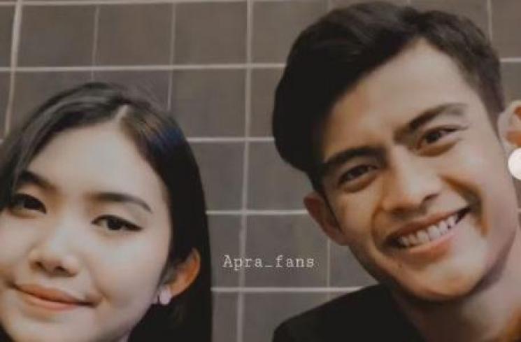 Gaya Pacaran Pratama Arhan dan Marshella Aprilia. (Instagram/apra_fans)