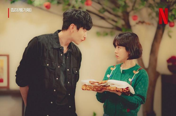 Adu Peran Pemain Drama Behind Your Touch (Instagram/@netflixkr)