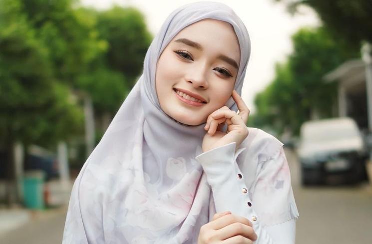Perjalanan Karier Inara Rusli (instagram/@mommy_starla)