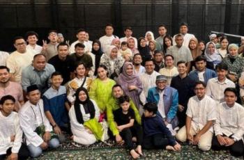 Mbak Lala Duduk di Samping Raffi Ahmad usai Salat Ied: Pengin Jadi Nyonya?
