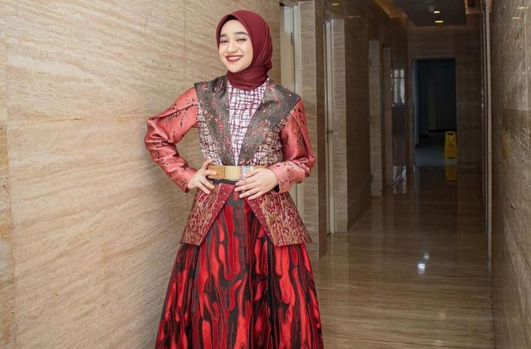 Gaya Seleb di Silet Award 2023. (Instagram/@nabilataqiyyah) 