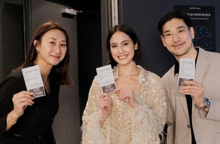 Potret Pevita Pearce di premiere Mission Impossible 7 (Instagram/@pevpearce)